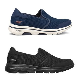 Skechers Collection สเก็ตเชอร์ส รองเท้าผ้าใบ รองเท้าลำลอง สำหรับผู้ชาย M Gowalk 5 Slip On 216063NVY / 216063BBK (2995)