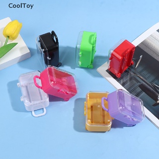 &lt; Cooltoy &gt; กระเป๋าเดินทางพลาสติก ขนาดเล็ก อุปกรณ์เสริม สําหรับตุ๊กตา