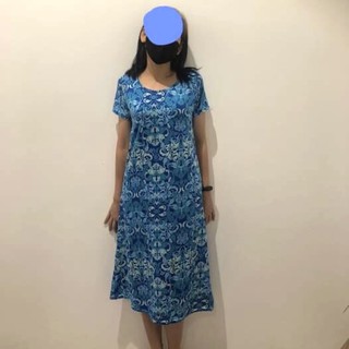 เดรสสีฟ้าลายไทย ดีเทลโชว์หลัง สายไขว้