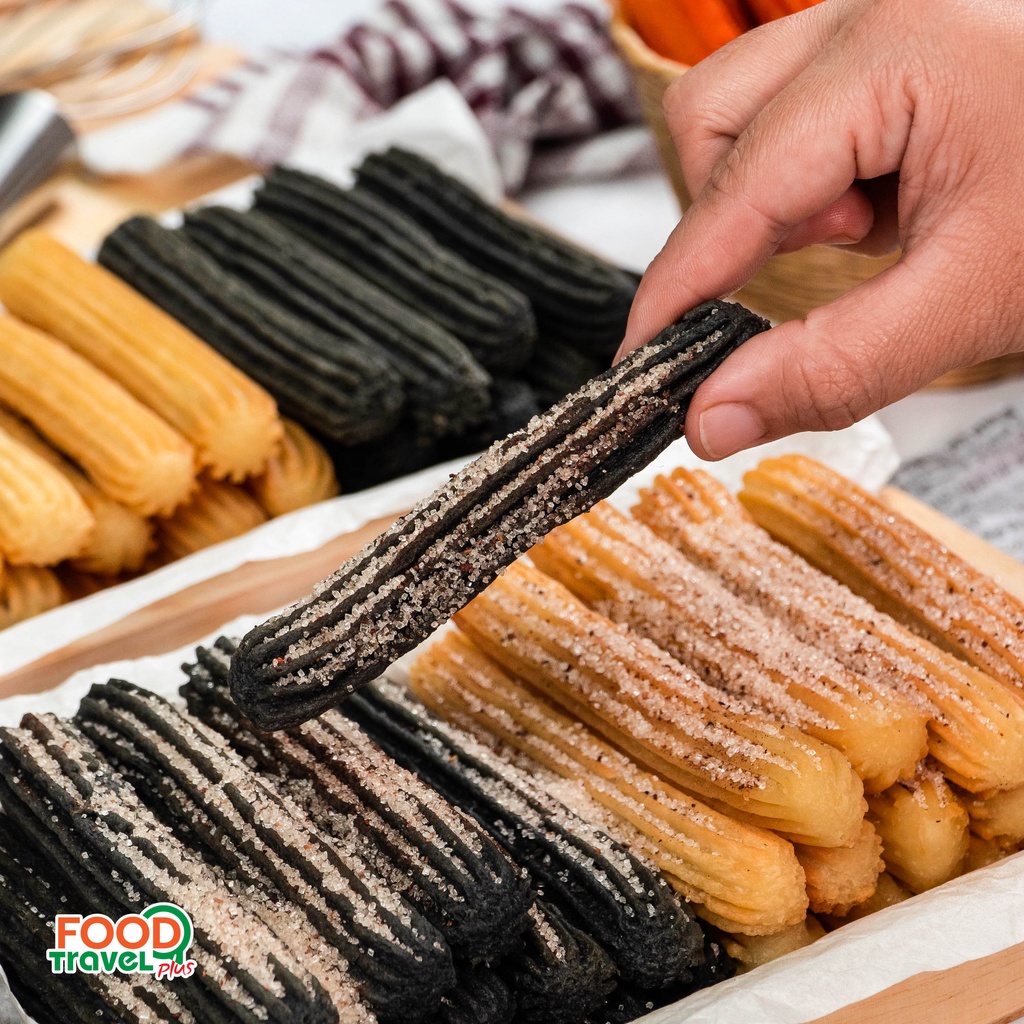 🥖MIX DIP CHURROS(รวมมิตรชูโรสดิป)🚩บรรจุ 30 ชิ้น ดิป 15 ชิ้น & ชาโคล 15 ชิ้น