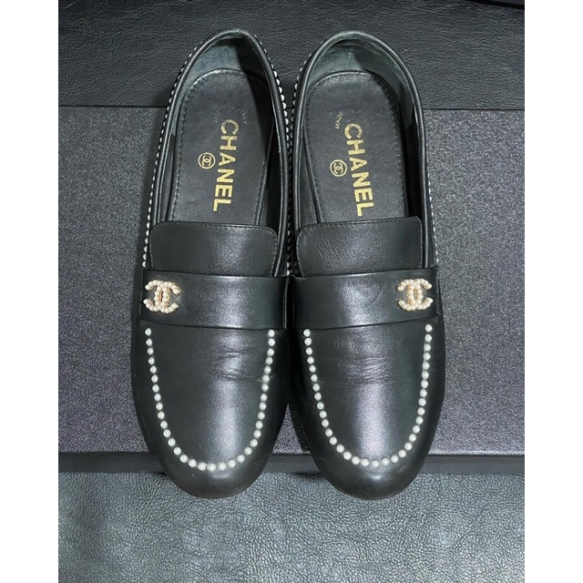 CHANEL Shoes Size 38c แท้ Leather Loafers Pearl รองเท้าคัทชู ชาแนล