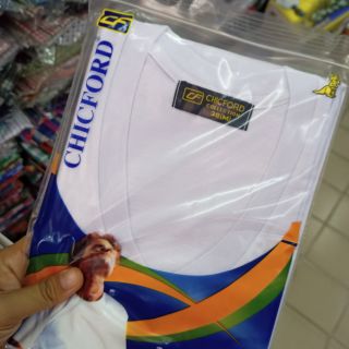 เสื้อยืดขาว Chicford คอวี ตัวละ 150 บาท