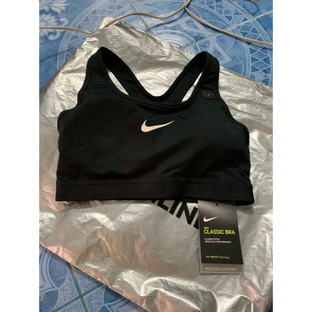 Sport bra nike ส่งต่อของแท้มือหนึ่ง