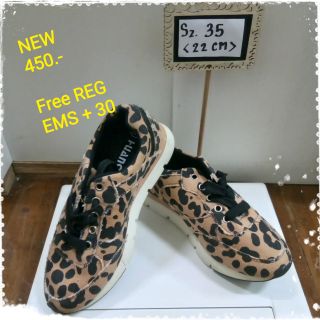 รองเท้าผ้าใบลายหนังสัตว์ size 35 ส่งฟรีลงทะเบียน