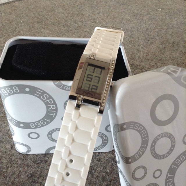 นาฬิกาดิจิตอล Esprit แท้