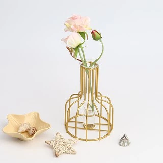[พร้อมส่ง] แจกันสำหรับตกแต่งห้องต่างๆภายในบ้านหรือจะใส่ดอกไม้ปลอมGold