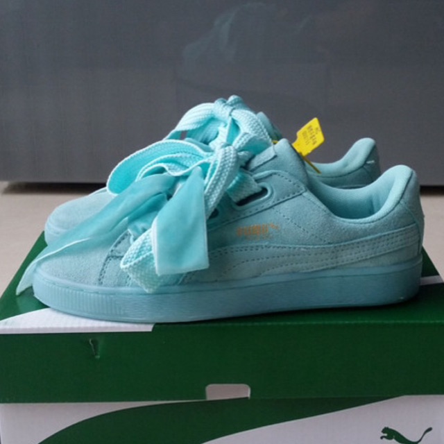 พรีออร์เดอ Puma basket heart รุ่นใหม่ล่าสุด