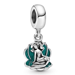 (พร้อมส่ง)*New*Pandora Disney The Little Mermaid Ariel &amp; Seashell Dangle Charm