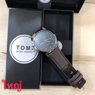 นาฬิกาข้อมือชาย/หญิง แบรนด์Tomi สายหนังแท้ 100%✅สไตล์ญี่ปุ่นกันน้ำได้✅พร้อมกล่องสีดำฝ่าปิดเปิดตีแบรนด์เรียบหรูแบบญี่ปุ่น