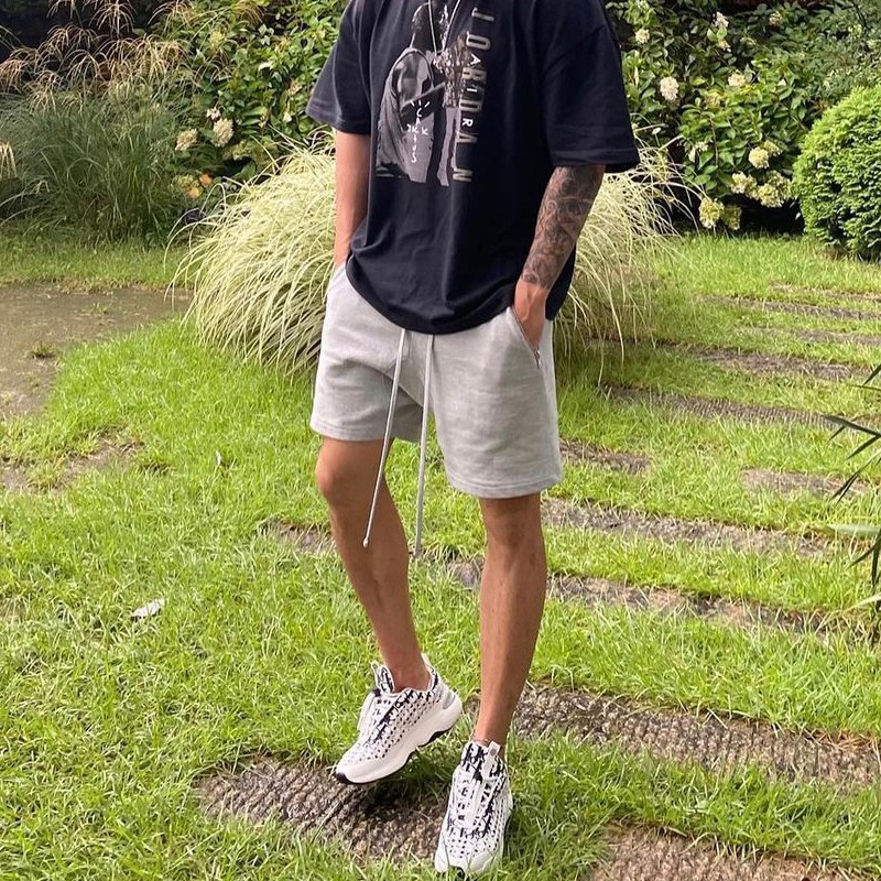 Essentials กางเกงกีฬา ขาสั้น ผู้ชาย ผ้าฝ้าย ใส่สบาย กางเกงลําลอง พร้อมกระเป๋าซิป