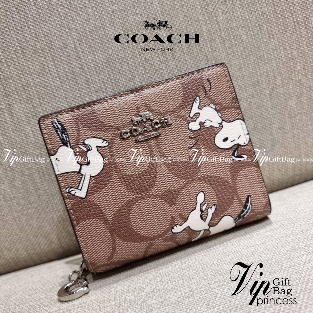 C4591 C4592 COACH COACH x PEANUTS SNAP WALLET IN SIGNATURE CANVAS WITH SNOOPY PRINT / WITH WOODSTOCK