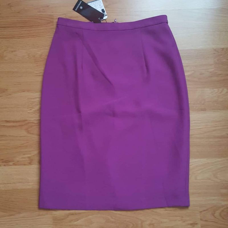 New กระโปรงแบรนด์ Expressions