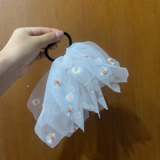 ยางมัดผมแต่งผ้าพริ้วสวยๆลายดอกเดซี่
