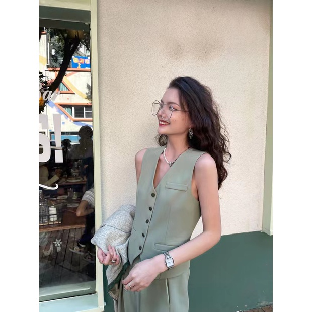 ส่งทันที Cici(NO. 2247)TankTop🪄 เสื้อเบลเซอร์แขนกุดคอวี ดีเทลกระดุมผ่ากลางสไตล์วินเทจเกาหลี - รูปที่ 2