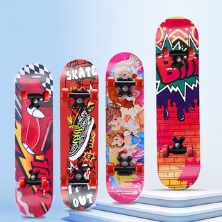 ⚡พร้อมส่ง⚡skateboard สเก็ตบอร์ด  สเก็ตบอร์ดสำหรับเด็ก 4ล้อ 60cm สไตล์แฟชั่น สำหรับผู้เริ่มเล่น รับน้ำหนักได้ถึง50kg