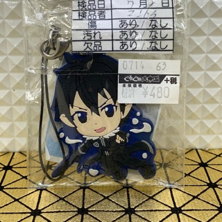 พวงกุญแจ สแต็ปยาง ที่ห้อยโทรศัพท์ Kirito Sword Art Online ของ🇯🇵แท้ สูง 6 CM มือ 2 สภาพเหมือนใหม่ครับ