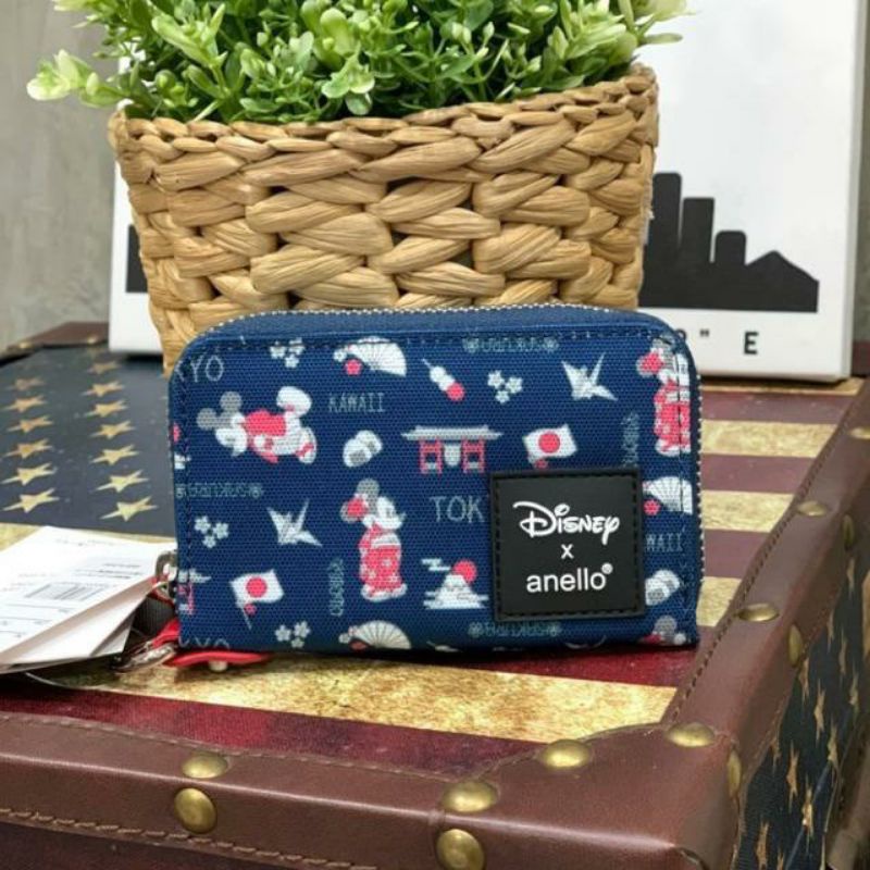 กระเป๋าสตางค์ Disney × Anello 590 บาท