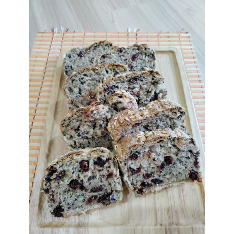 ขนมปังข้าวโอ๊ตใส่ธัญพืช-แคนเบอรี/ลูกเกด/ดำ/รวมหรือธัญพืชล้วน-Oat Bread with whole grain-Canberry,blackreisin,mix - รูปที่ 3
