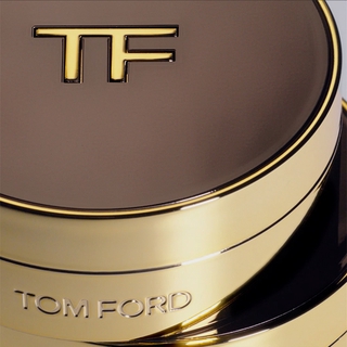 TOM FORD Foundation TF Black Air Cushion 0.5and 0.7 TF Air Cushion รองพื้นสำหรับผิวแห้ง TOM FORD black air cushion 0.5 + 0.7