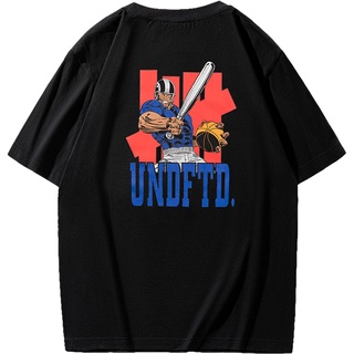 Undefeated เสื้อยืดคอกลม แขนสั้น พิมพ์ลายกราฟฟิติ เบสบอล สําหรับผู้ชาย และผู้หญิง