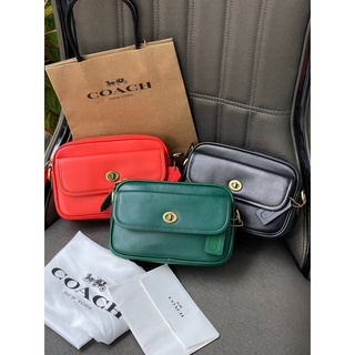 Coach crosstown camera bag  Code:B7D230765 แบรนด์แท้ 100% งาน Outlet