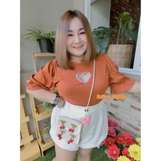 เสื้อหัวใจเว้า แฟชั่น พร้อมส่ง