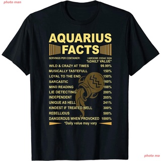 2022 ราศีกุมภ์ ผู้ชายและผู้หญิง กลุ่มดาว ผู้ชาย เสื้อยืด Aquarius Facts Zodiac Funny Aquarius Birthday Gift Tee T-Shirt