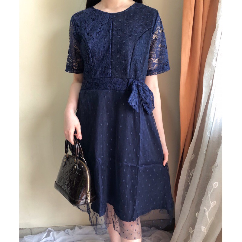 ชุดเดรสผ้าซาติน F63*