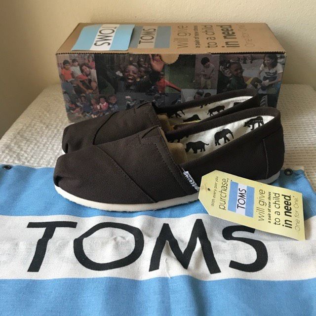 Toms ของแท้จากช็อปค่ะ