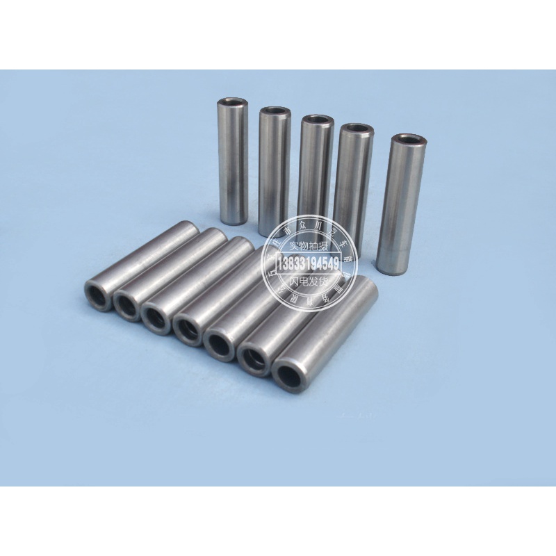 4pcs Engine Valve guide Valve Guides Fit For Deutz 52D BF6M1013 Volvo