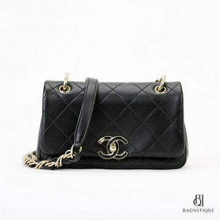 CHANEL FLAP 8 BLACK CALF GHW