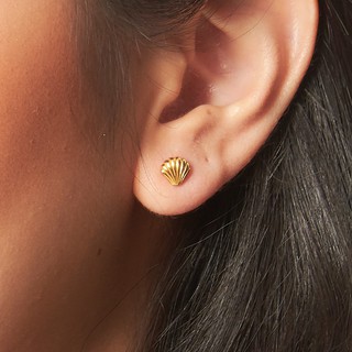 ต่างหูแบบติดหู (ear stud) เงินแท้925 รูปหอยเชลล์