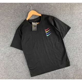 NK👕NIKE เสื้อยืดคอกลมแขนสั้นแบรนด์⛔️ราคารวมค่าจัดส่งค่ะ⛔️