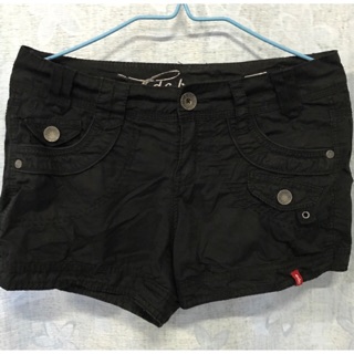 กางเกงขาสั้นสีดำผ้ายืด Brand EDC