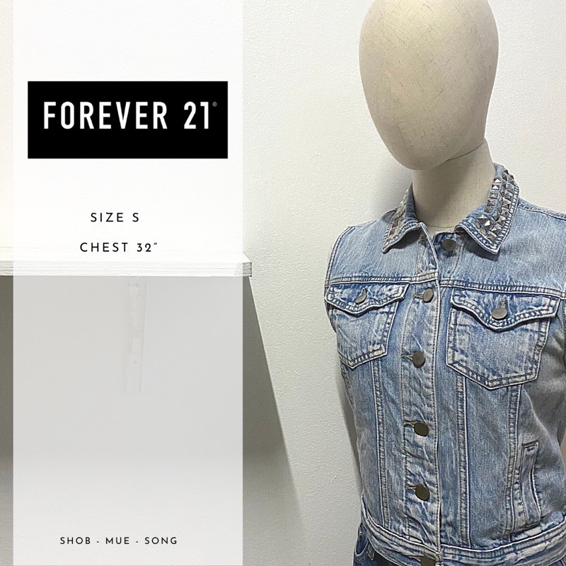 Forever21 เสื้อ ยีนส์ แจ็คเก็ต แขนกุด สีฟอก มือสอง