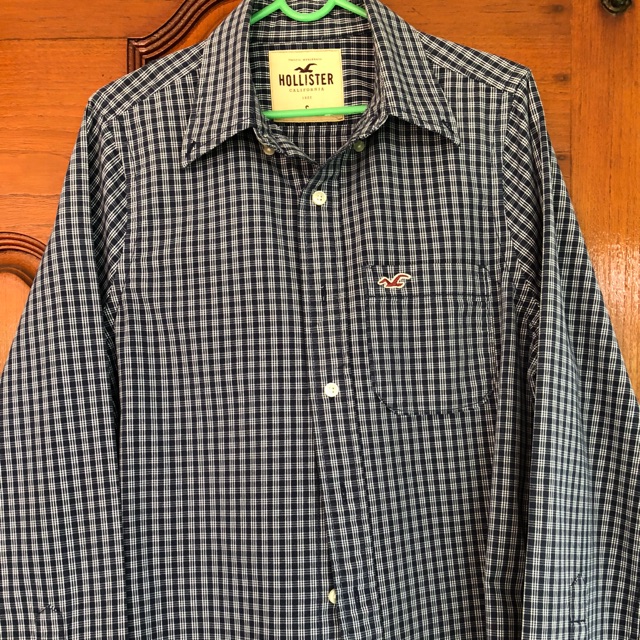 เสื้อเชิ๊ต Hollister