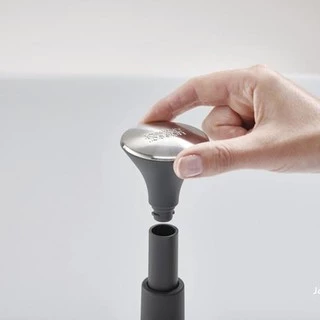 Joseph Joseph อุปกรณ์ใส่ทิชชู่ รุ่น Push&Tear สี Grey N85140