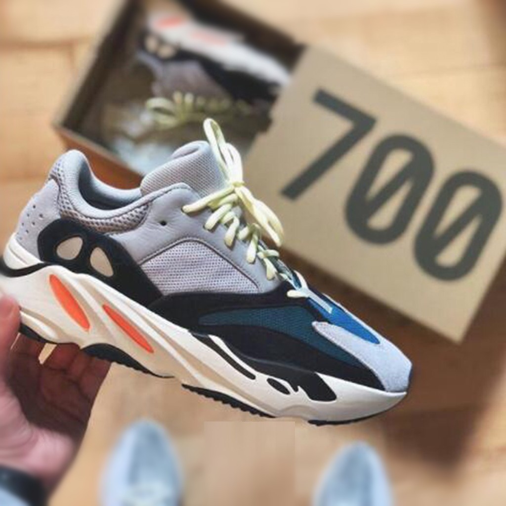 yeezy 700 classic