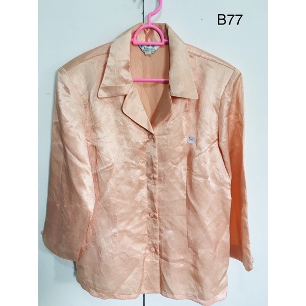 เสื้อแฟชั่น(มือสอง)B77