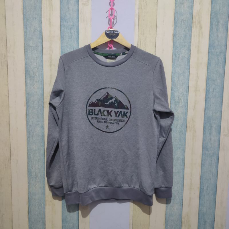 Crewneck Cn เสื้อกันหนาว Black Yak Original Second Full Tag ขนาด S PxLd 66x104 ซม.กลางแจ้ง