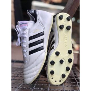 รองเท้าฟุตบอล Adidas Copa mundial