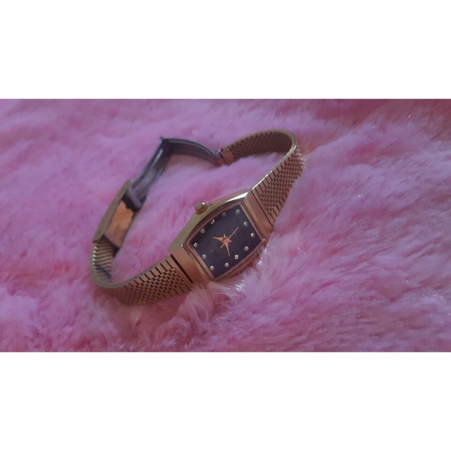 นาฬิกาข้อมือ OP