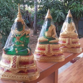 พระแก้วมรกต หน้าตัก9นิ้ว (องค์ใหญ่มาก)