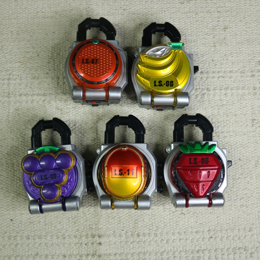 DX Lockseed ไรเดอร์ไกมุ