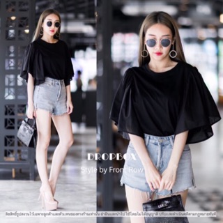 เสื้อยืดคอกลม ผ้านิ่มแขนระบาย 🕊