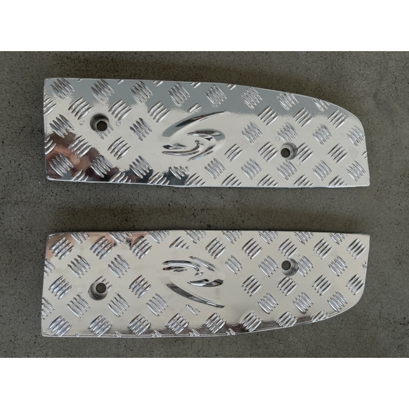 พักเท้าหน้า แผ่นวางเท้า (งานไฟเบอร์) HONDA AIR BLADE ชุบโครเมียม