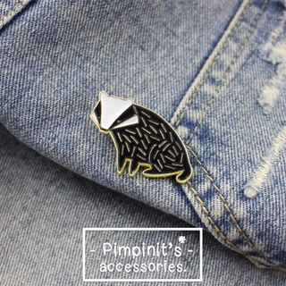 🇹🇭 พร้อมส่ง : 🦡 เข็มกลัดลายแรคคูนสีดำ | Black Raccoon Enamel Brooch Pin.