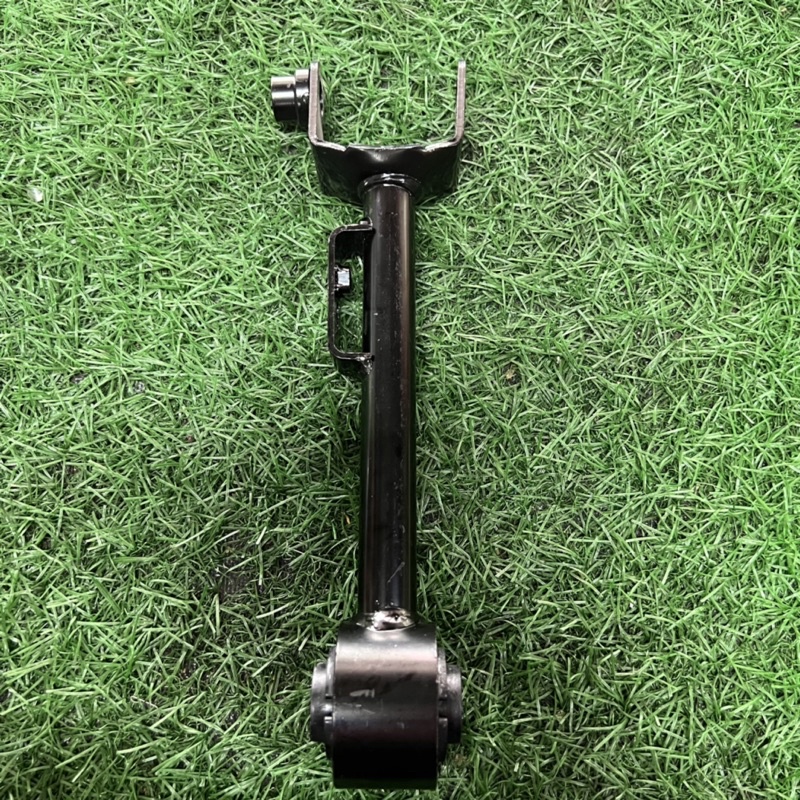 HONDA STREAM RN3 UPPER ARM BELAKANG 52390-S7A-000
