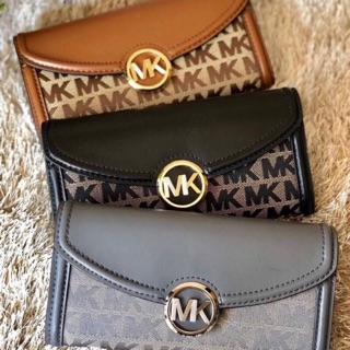 พร้อมส่ง กระเป๋าสตางค์ MK ทุกสี 2,490-