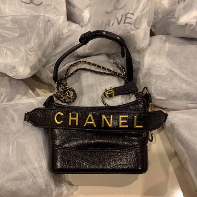 กระเป๋า👜 “Croc embossed Chanel Gabrielle bag”